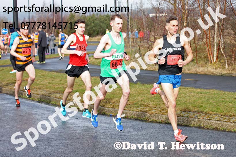 Senior mens Good Friday Elswick Harriers Relay, Newburn, Newcastle. Photo: David T. Hewitson/Sports for All Pics